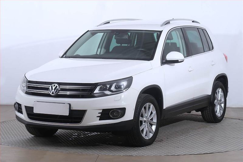 Volkswagen Tiguan (2012) 2.0 TDI, 4X4, Automat, Navi - fotka 2 z 24