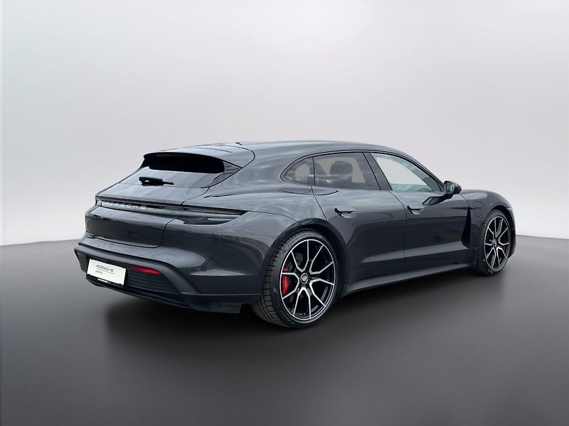 Porsche Taycan 4s Sport Turismo - fotka 5 z 30