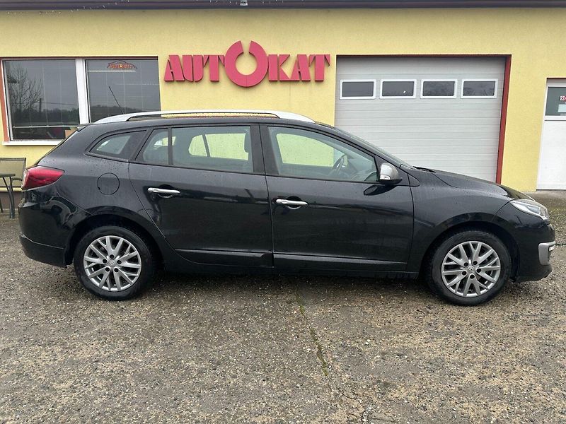 Renault Mégane III Sportour 1.5 DCi 81kW/Navi - fotka 2 z 34