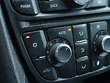 Opel Meriva (2013) 150 Jahre 1.4 Turbo - náhled 16