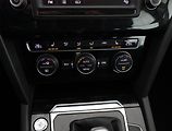 Volkswagen Passat (2015) 2.0 TDI, Automat, Navi - náhled 10