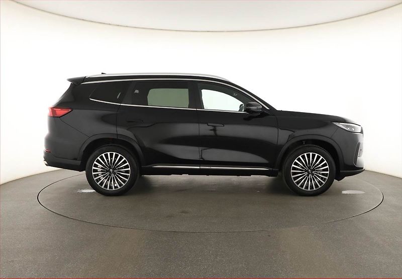 Chery Tiggo 8 (2026) 1.6 TGDI, UNIQUE, Ad. tempomat - fotka 6 z 20