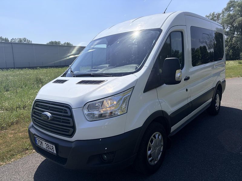 Ford Transit 2.0TDCI 96KW L2H2 9 MÍST - fotka 1 z 44