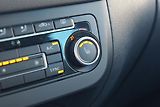 Volkswagen Tiguan TDI 4MOTION Bi-Xenon Alcantara - náhled 23