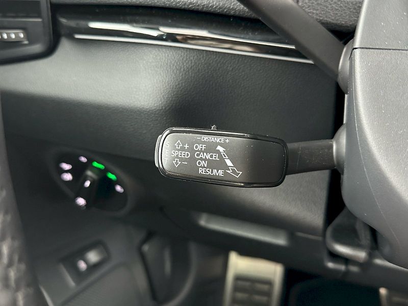 Škoda Karoq (2025) DSG 2.0TDI 110kW 4x4 SportLine - fotka 26 z 35