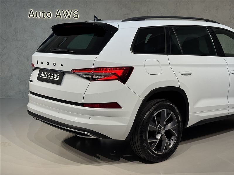 Škoda Kodiaq 2,0 TDi  DSG Sportline Virtual - fotka 11 z 50