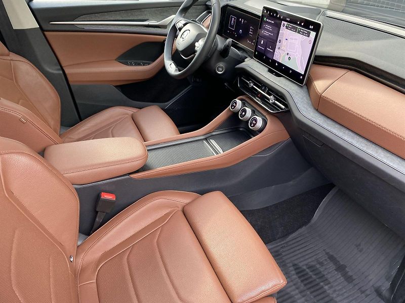 Škoda Kodiaq (2024) 2.0 TDI 4x4 DSG Exclusive Sele - fotka 8 z 41