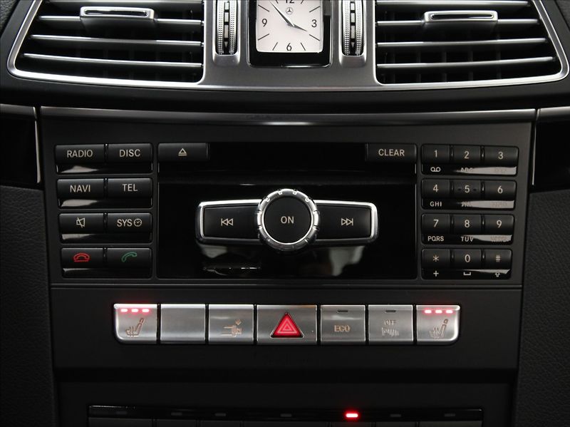 Mercedes-Benz Třídy E 350CDI LED 149tkm.ČR   3,0 - fotka 12 z 24