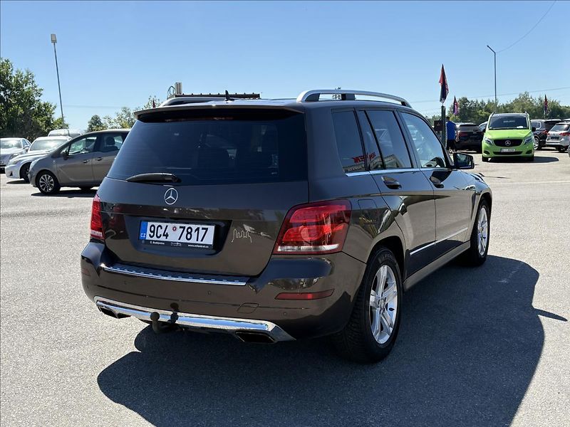 Mercedes-Benz GLK 3,0 350 CDI 195kW 4M,Navi,Kůže - fotka 2 z 40
