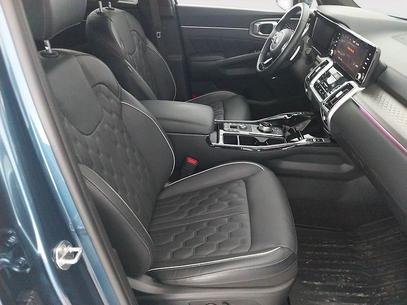 Kia Sorento (2021) 2.2 CRDi - fotka 9 z 23