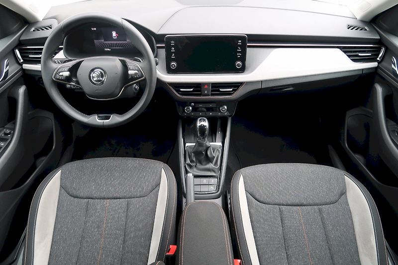 Škoda Scala (2025) Top Selection 1,0 TSI 85 kW DS - fotka 5 z 29