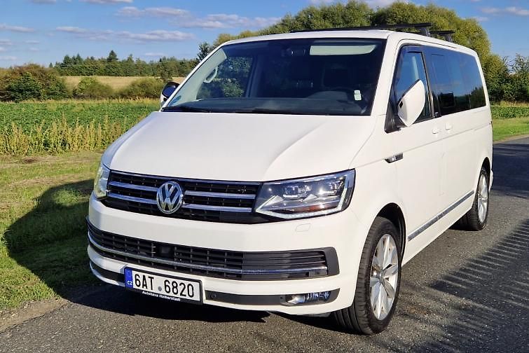 Volkswagen Multivan (2017) 7 místný - fotka 8 z 10