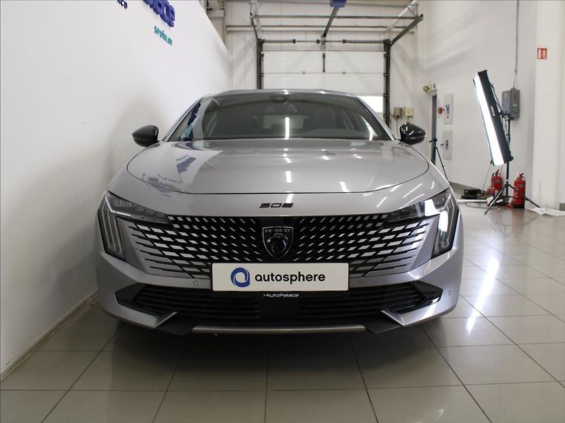Peugeot 508 1,2 PT 130 AT Allure 8310km! - fotka 2 z 15