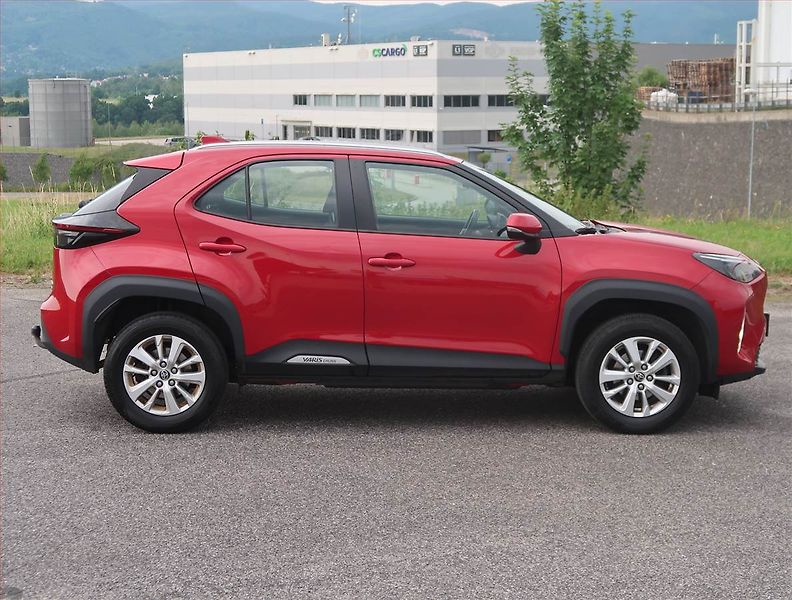 Toyota Yaris Cross (2022) 1.5 VVT-iE - fotka 6 z 14