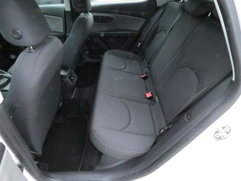 Seat Leon (2018) 1,2 TSI 63KW - fotka 22 z 30