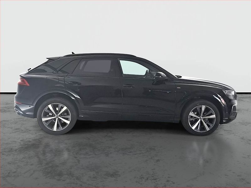 Audi Q8 (2019) 50 TDI - fotka 6 z 17