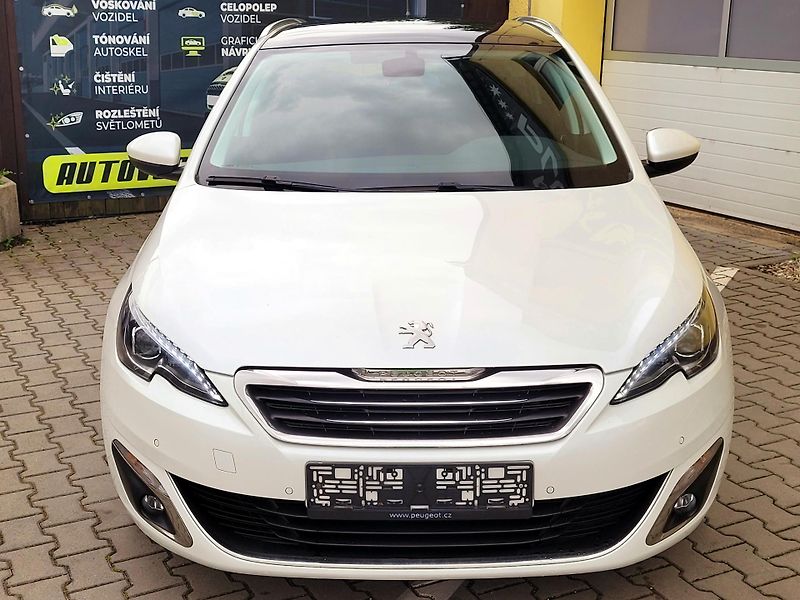 Peugeot 308 bHDi SW CZ *SERV.KNÍŽKA*   - fotka 2 z 48