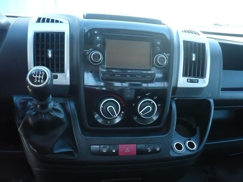 Fiat Ducato 2.3JTD 96Kw Sklopka DPH Klima - fotka 28 z 37