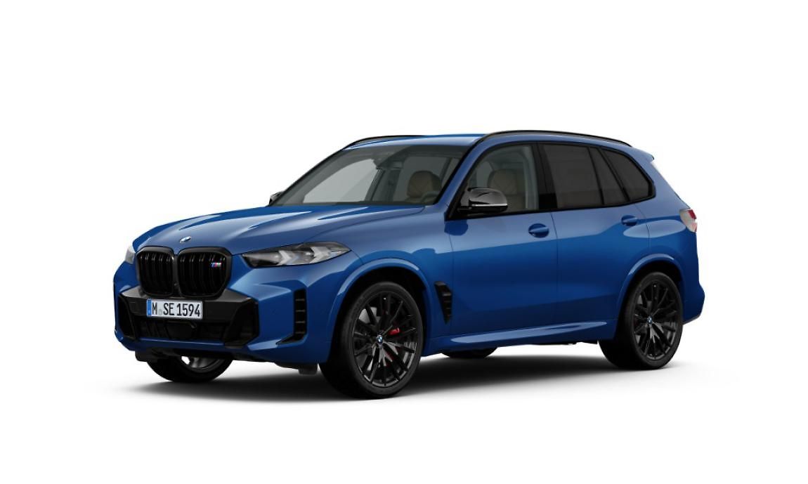BMW X5 M60i