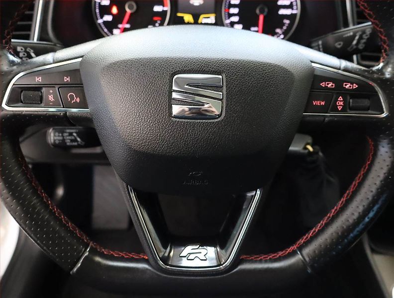 Seat Leon (2018) Sport 1.8 TSI, Kůže, Navi - fotka 12 z 24