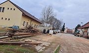 Ve Slaném-Kvíci musí výstavbě nového dálničního mostu ustoupit domy i některé zahrádky s chatkami.