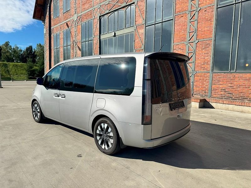 Hyundai Staria (2024) 2,2 PREMIUM LUXURY AT 4x2  - fotka 8 z 33