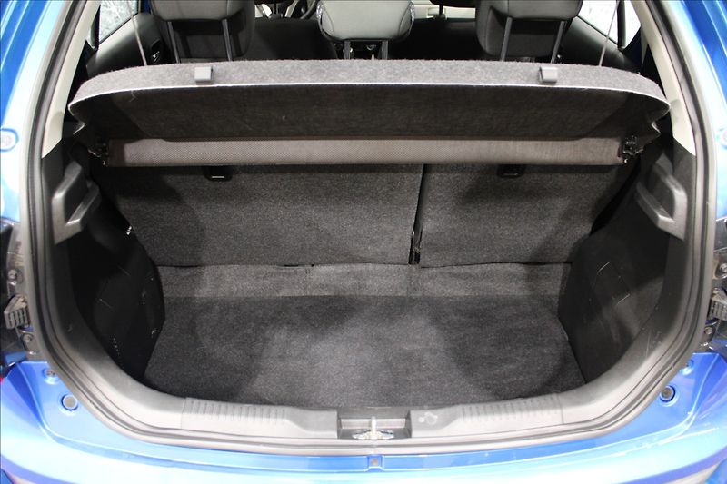 Suzuki Ignis 1,2 i 66KW jen 42400KM - fotka 6 z 31