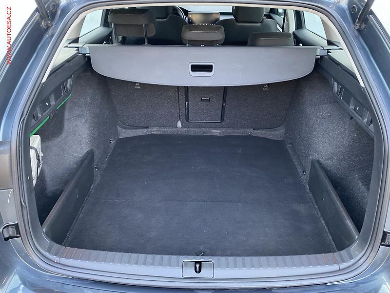 Škoda Octavia (2020) 1.5 TSi, Ambition - fotka 7 z 19