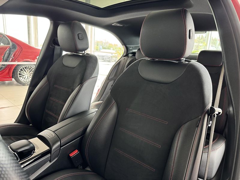 Mercedes-Benz Třídy A 200 AMG AUT*Panorama*Distronic - fotka 15 z 39