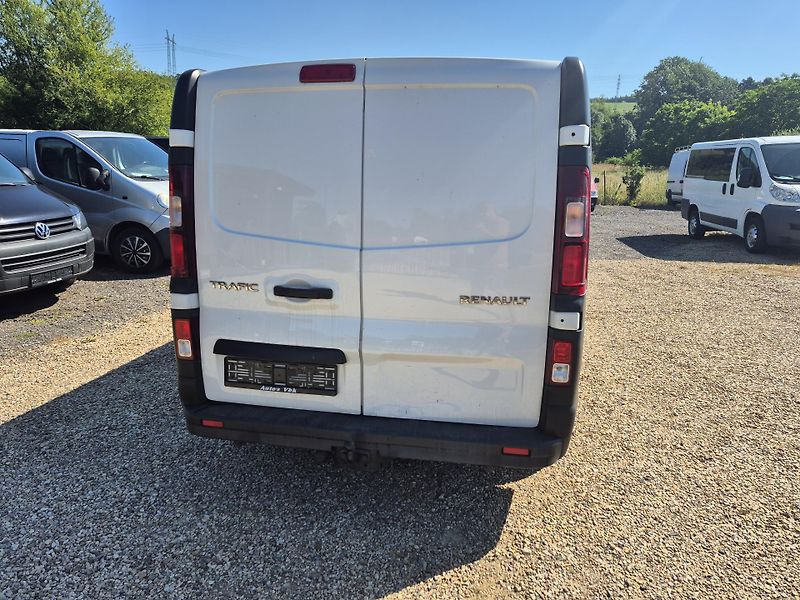 Renault Trafic (2018) 1.6Dci L2H1 6 Míst - fotka 14 z 26