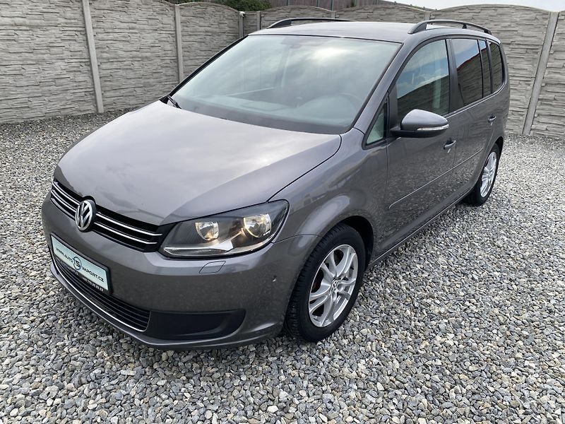 Volkswagen Touran 2.0TDi 140PS DSG TAŽNÉ - fotka 7 z 47
