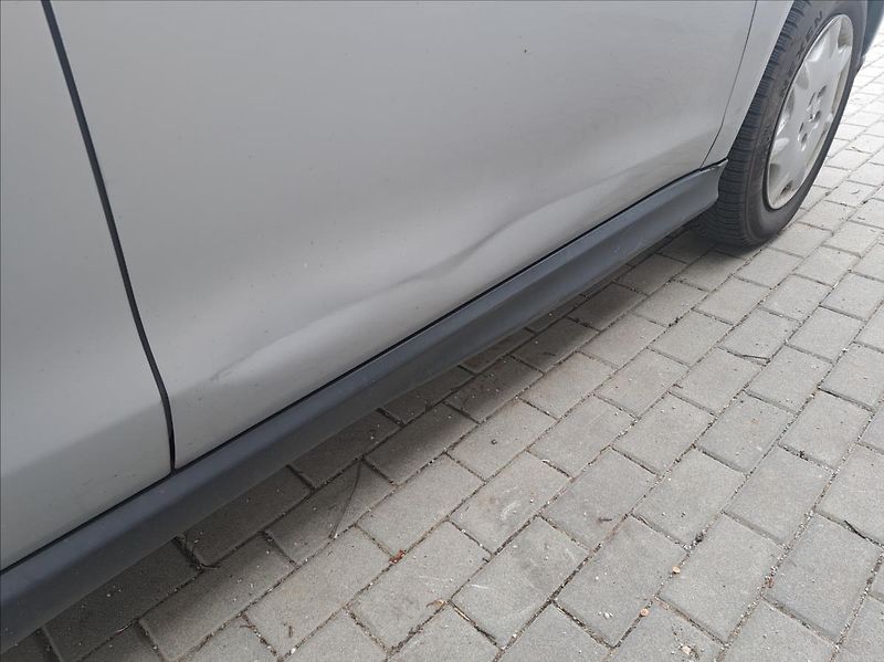 Mitsubishi ASX 1,8 Di-D  4x4 - fotka 14 z 50