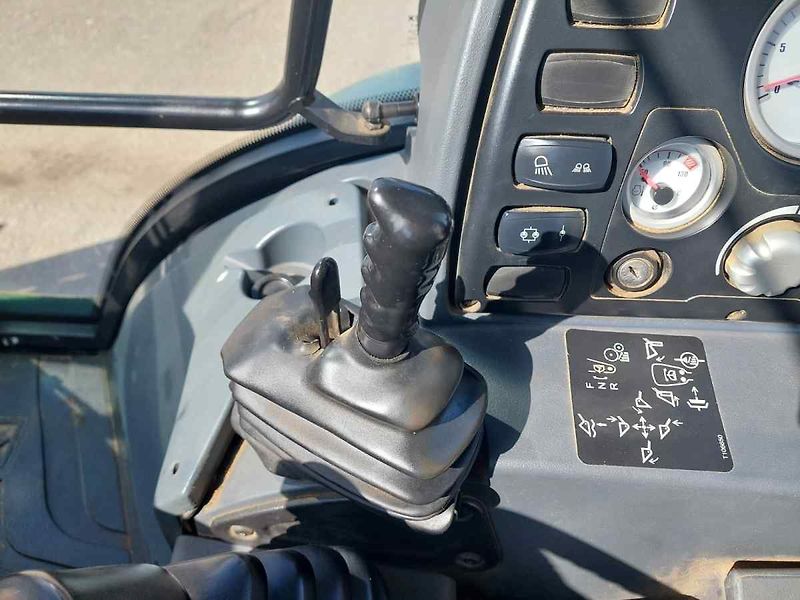 Terex TLB 990 PM - fotka 29 z 40