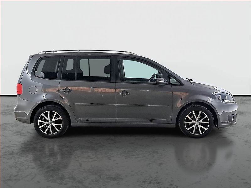 Volkswagen Touran (2013) 1.6 TDI, Serv.kniha, Navi - fotka 6 z 20