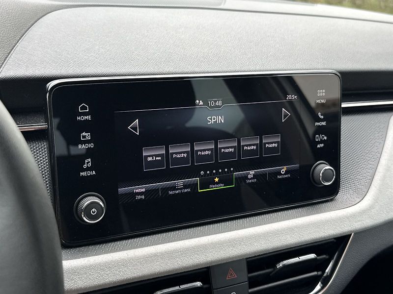 Škoda Scala (2024) 1.0 TSI Top Selection - fotka 14 z 32