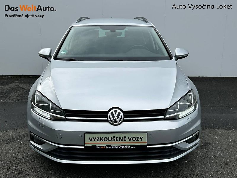 Volkswagen Golf (2020) 1.6 TDI 85 kW MANUÁL - fotka 4 z 35