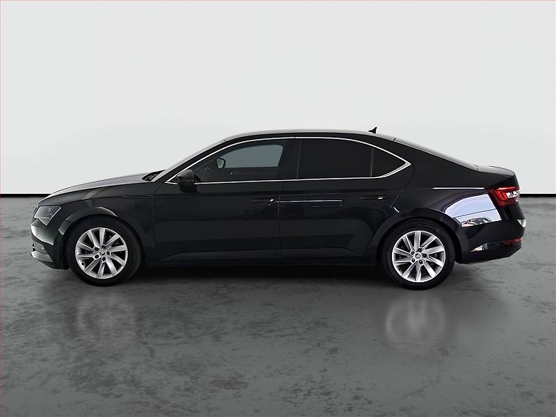Škoda Superb (2019) Style 1.5 TSI, Kůže, Navi - fotka 3 z 16