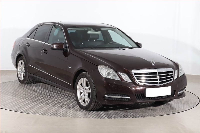 Mercedes-Benz Třídy E (2012) Avantgarde E 220 CDI, Automat - fotografie inzerátu