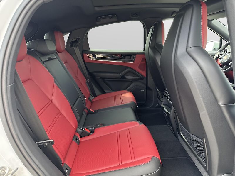 Porsche Cayenne E-Hybrid Coupé - fotka 21 z 30