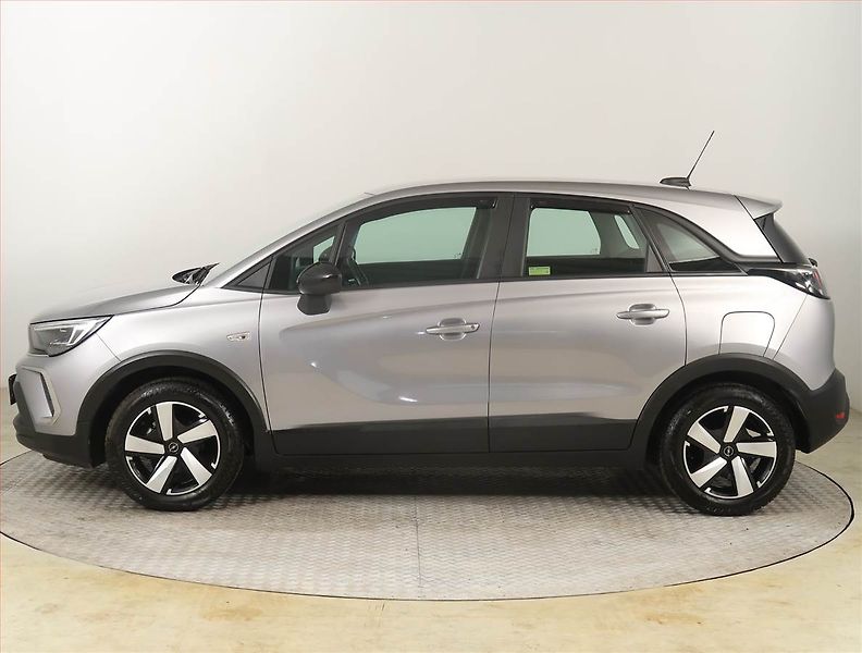 Opel Crossland X (2022) 1.2, Serv.kniha, Tempomat - fotka 3 z 16