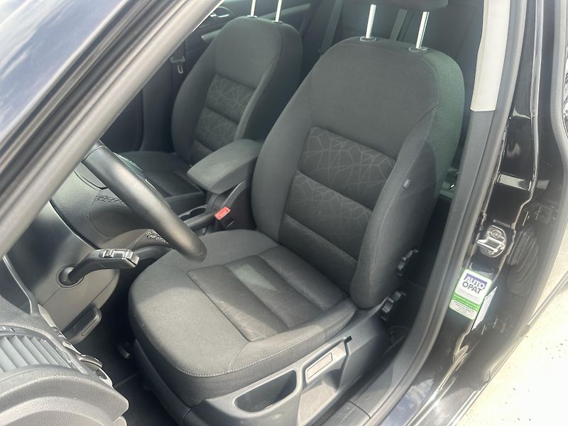 Škoda Octavia (2012) 1.2TSI DSG - fotka 12 z 25