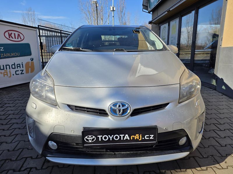 Toyota Prius 1.8-HYBRID-spotř.5l/100km - fotografie inzerátu