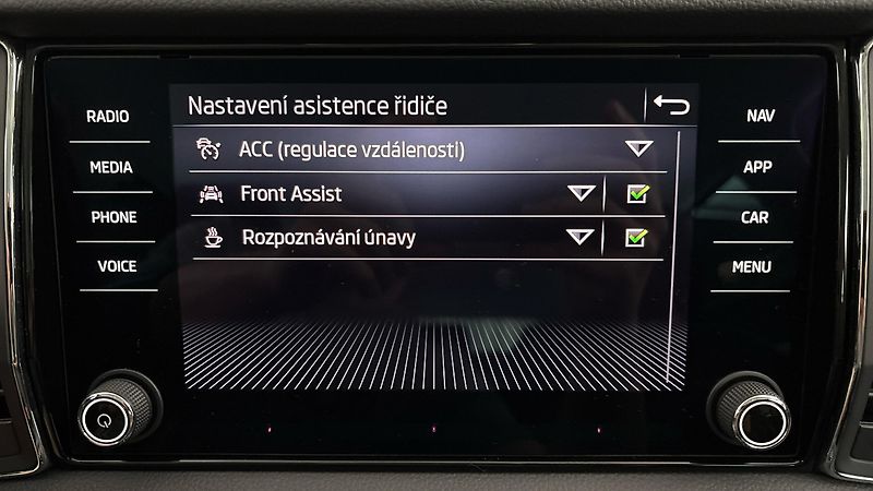 Škoda Kodiaq 2.0 TDI DSG 4x4 Style - fotka 25 z 28