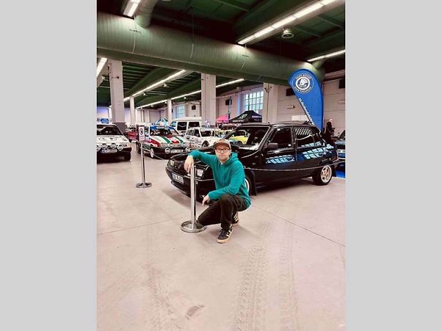 Black line z Blanska na motor show. Majitel Petr Novotný (na snímku) ji vypiplal z vraku.