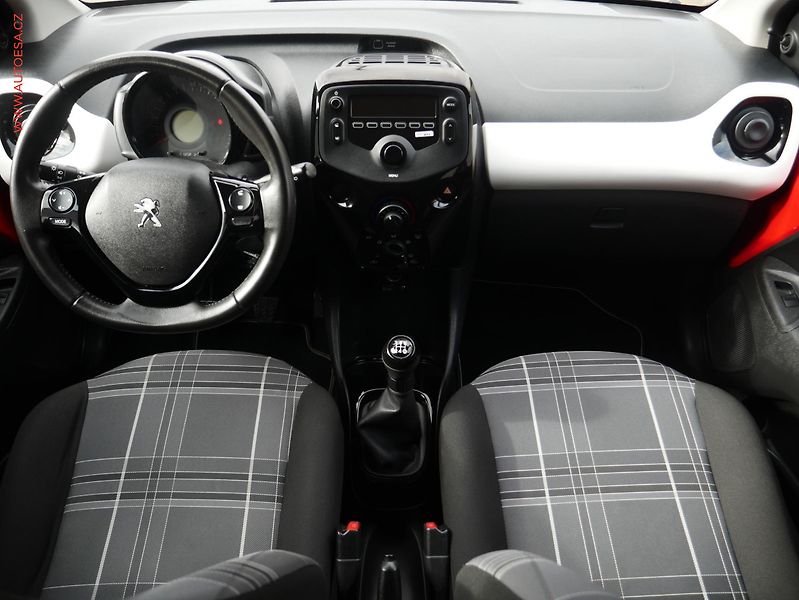 Peugeot 108 (2018) 1.2PT, Style - fotka 7 z 15