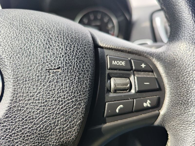 BMW Řada 1 118i Advantage ČR - fotka 23 z 28