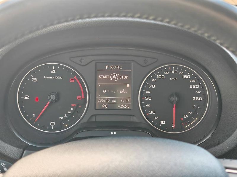 Audi A3 6MP 1,6TDI - fotka 12 z 22