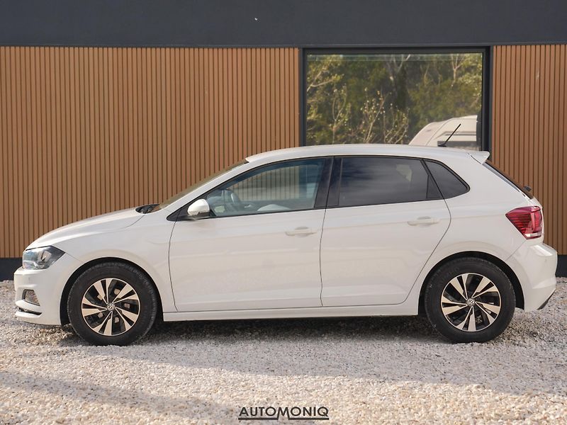 Volkswagen Polo (2018) 1.0 Tempomat, Klíma, Výhrev s. - fotka 15 z 21