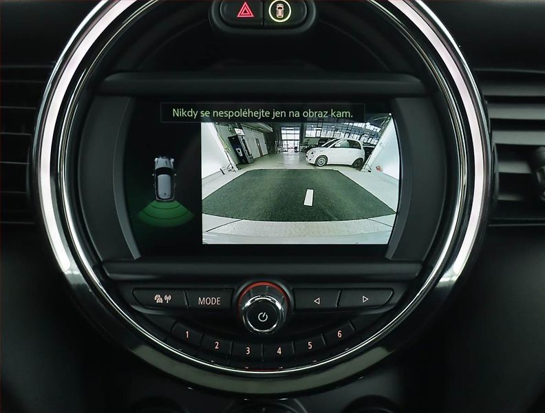Mini Ostatní (2020) Cooper SE 32 kWh, SoH 96% - fotka 17 z 19