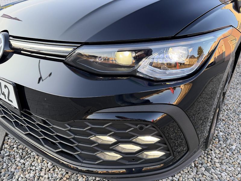 Volkswagen Golf GTD 2,0 TDi/147kW - DSG,Matrix - fotka 74 z 85